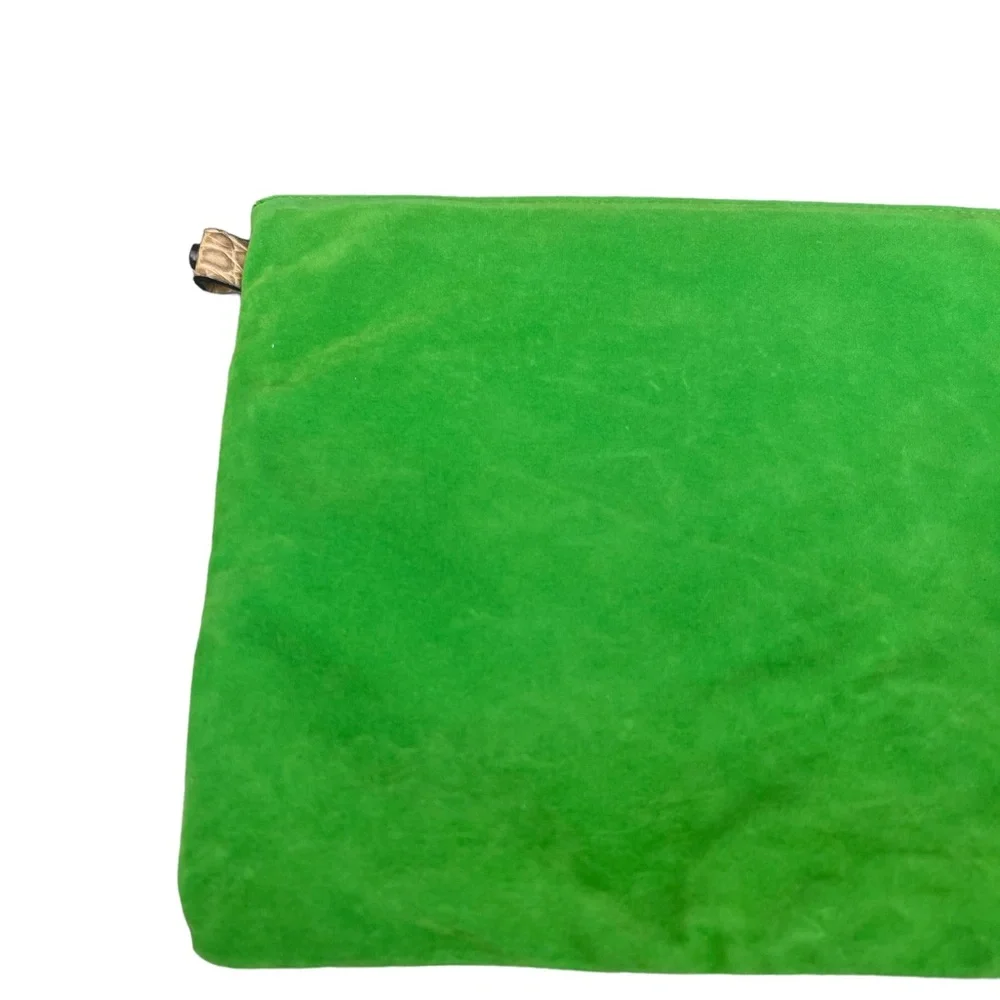 Patricia Nash Green Zip Closure Bag Leather Trim Logo Spellout Used Travel
